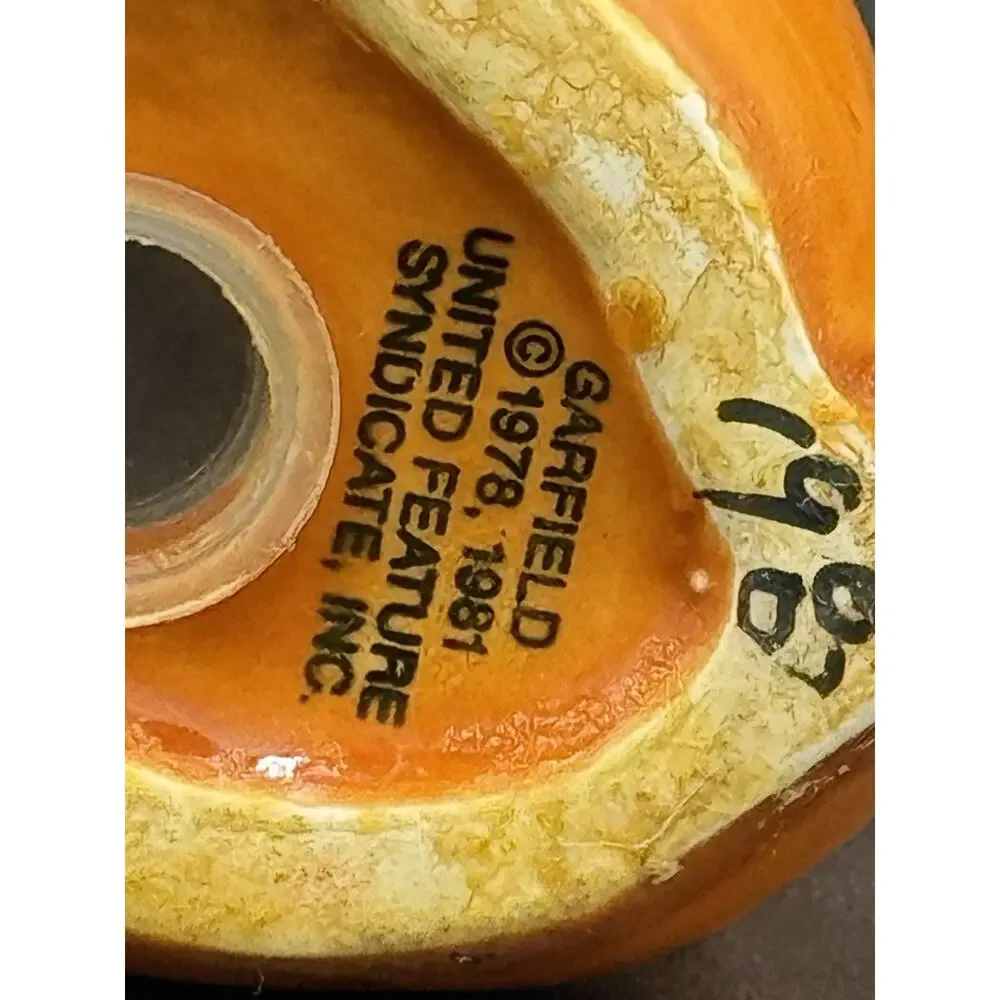 Vintage Garfield Chef Pepper Shaker ONLY 3.25
